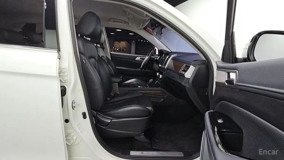 KG_Mobility_Ssangyong Rexton