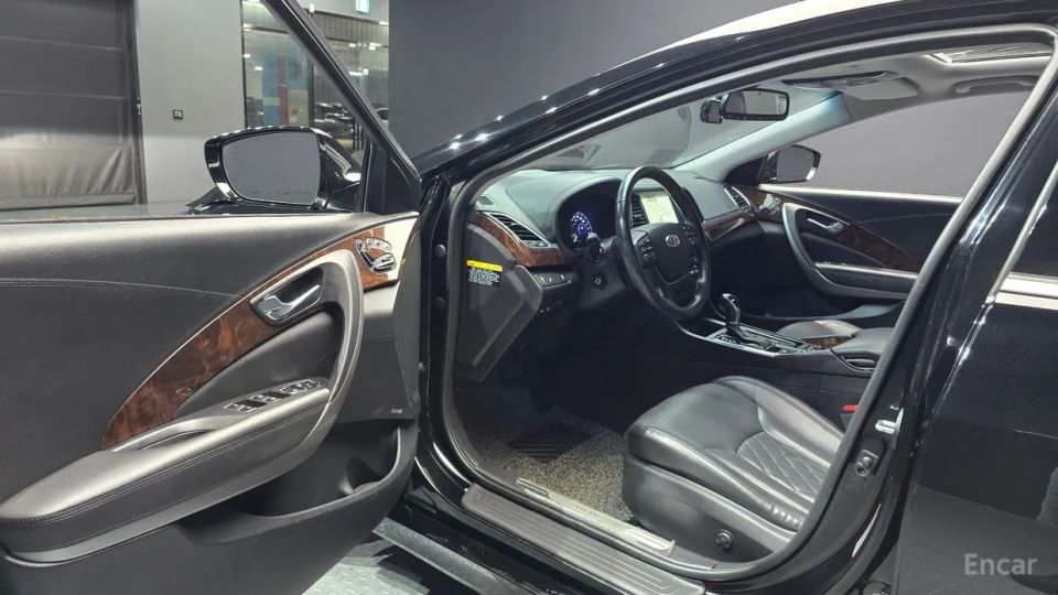 Hyundai Aslan