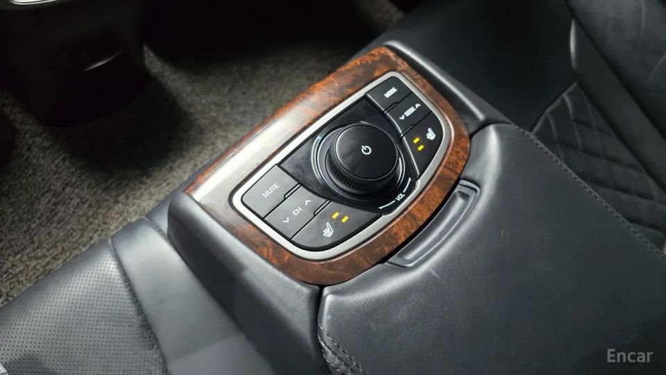 Hyundai Aslan