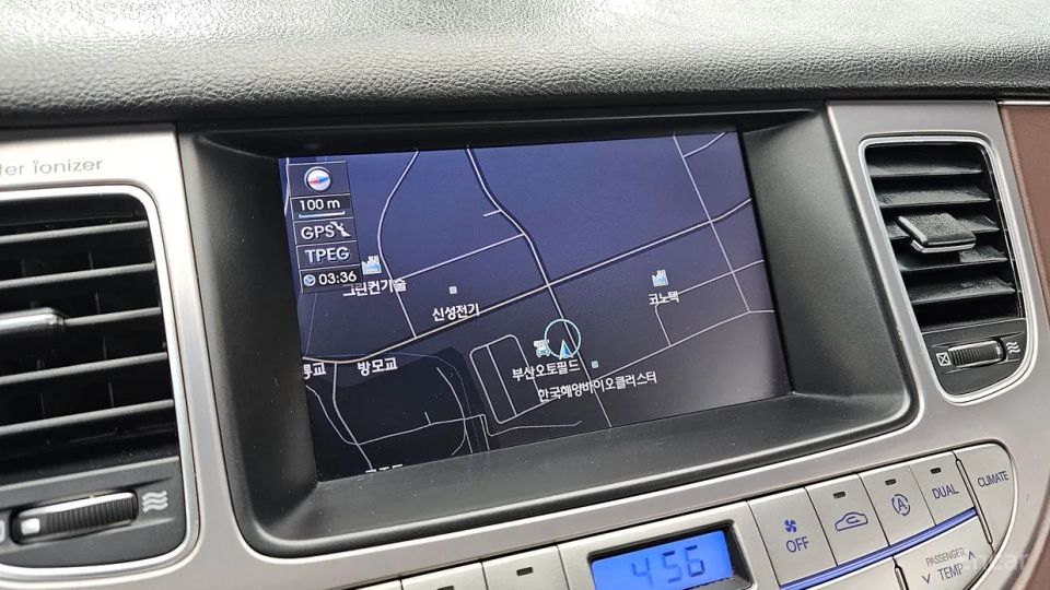 Hyundai Genesis