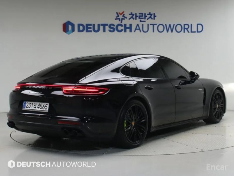 Porsche Panamera