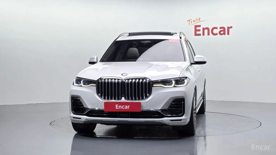 BMW X7