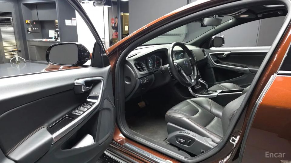 Volvo V60