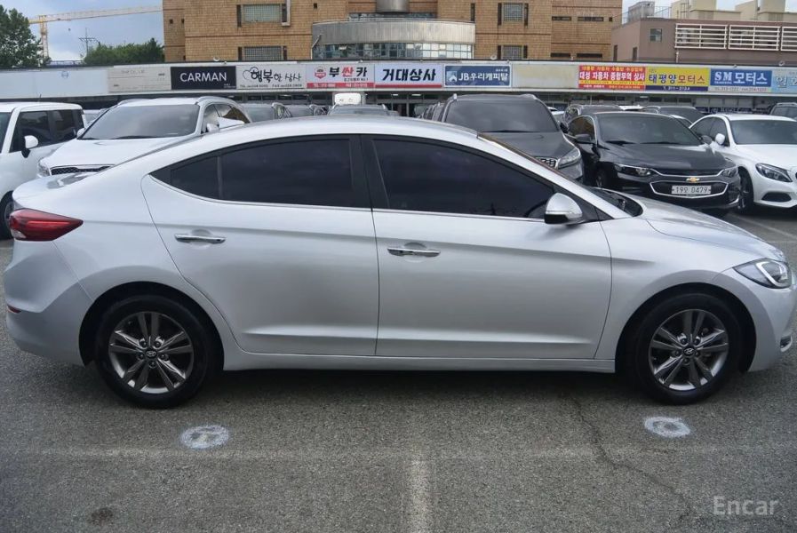 Hyundai AVANTE