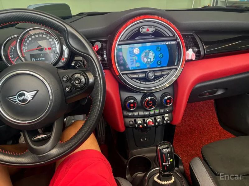 Mini Cooper Convertible