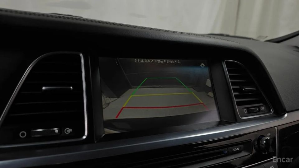 Hyundai Aslan