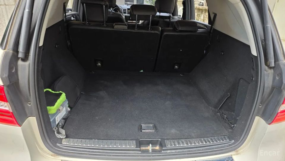 Mercedes-Benz M-class