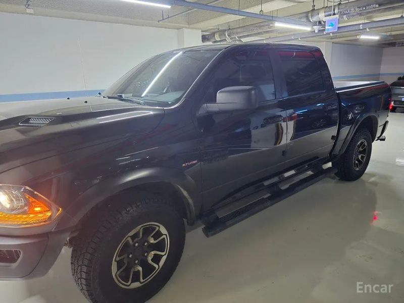 Dodge Ram Pick Up