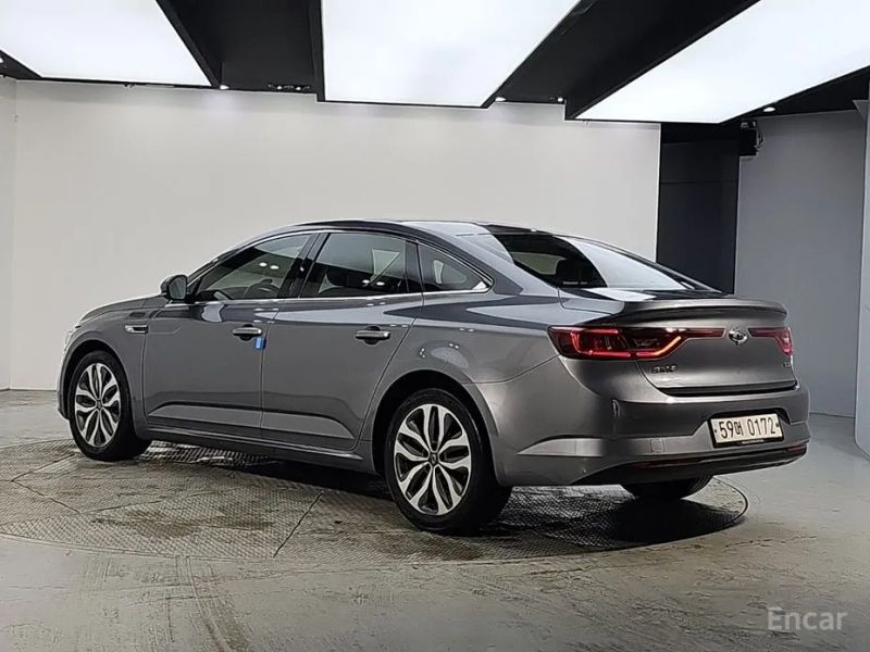 Renault-KoreaSamsung SM6