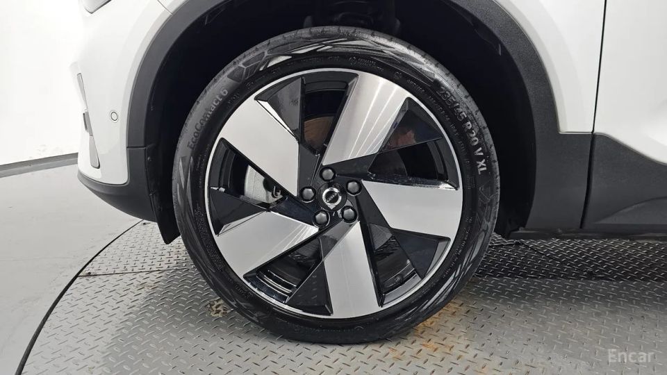 Volvo C40