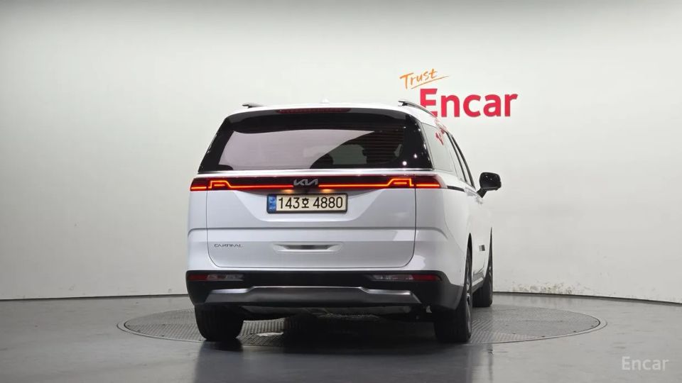 Kia Canival