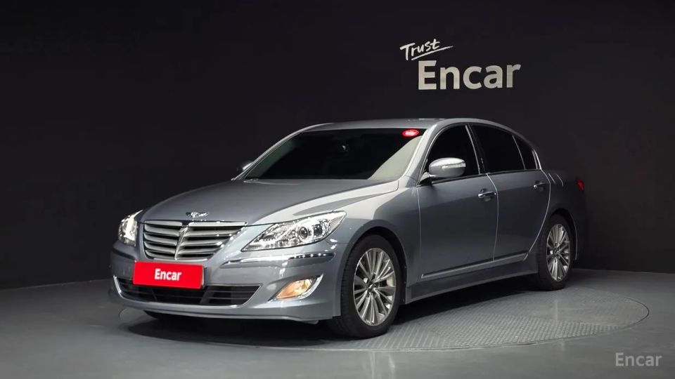 Hyundai Genesis