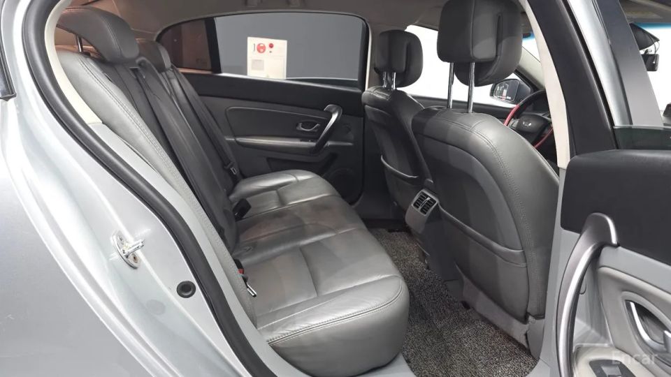 Renault-KoreaSamsung SM5