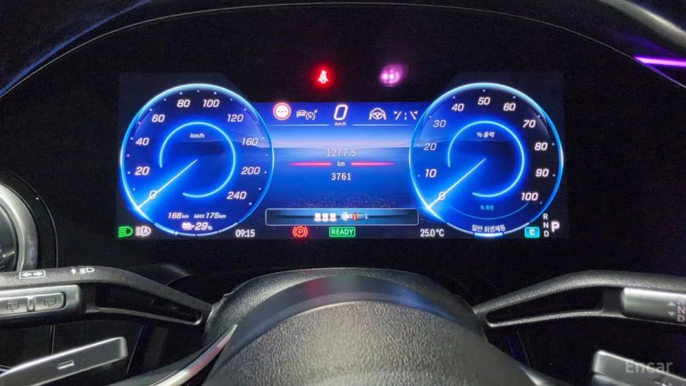 Mercedes-Benz EQS
