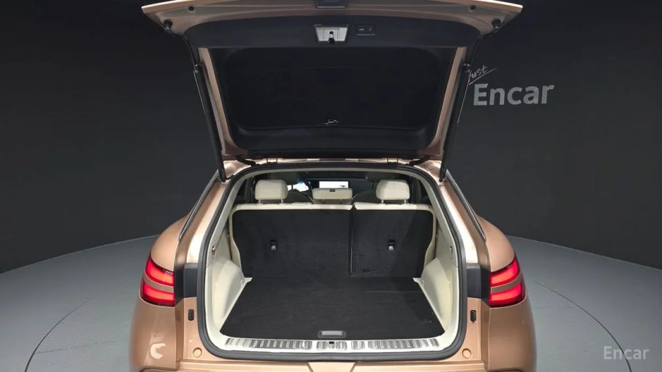 Genesis GV60