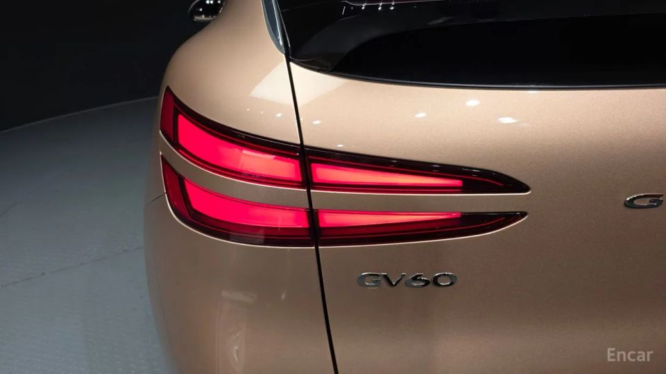 Genesis GV60