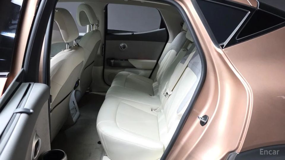 Genesis GV60