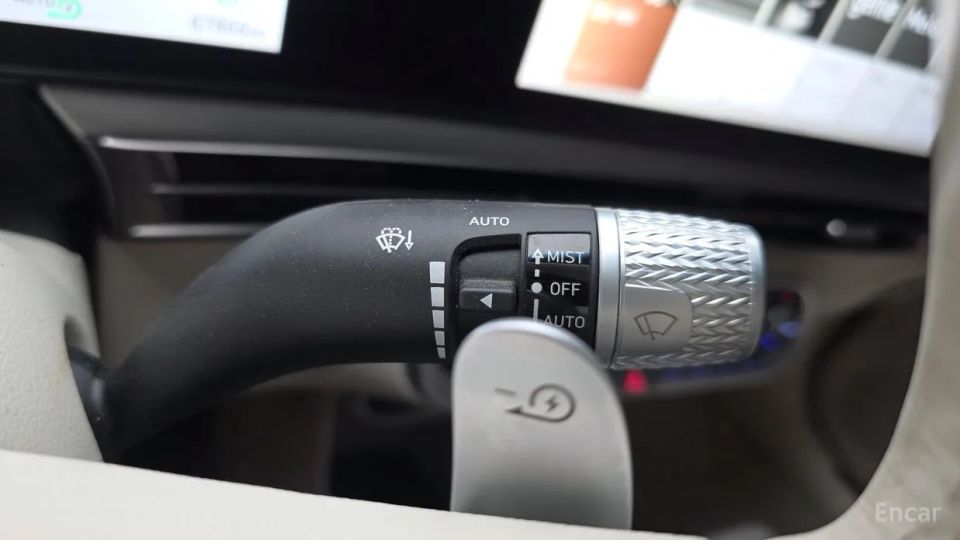 Genesis GV60