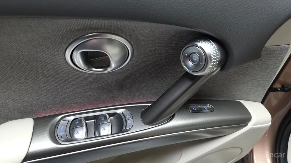 Genesis GV60