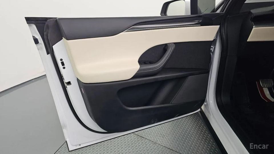 Tesla model-x