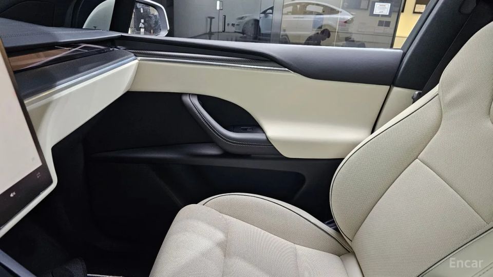 Tesla model-x