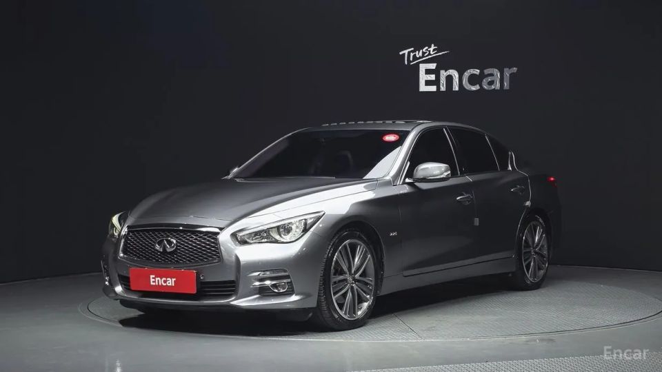 Infiniti Q50
