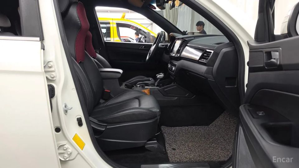 KG_Mobility_Ssangyong Rexton