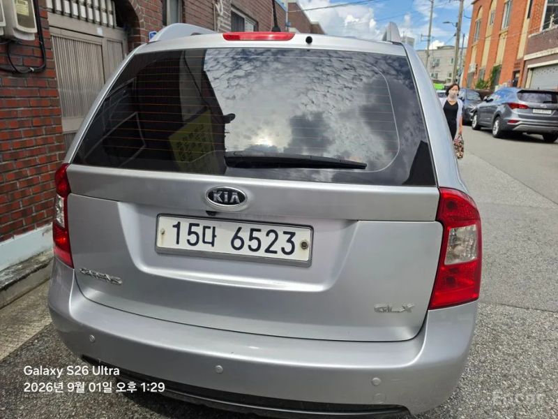 Kia Carens