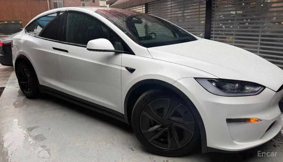 Tesla model-x