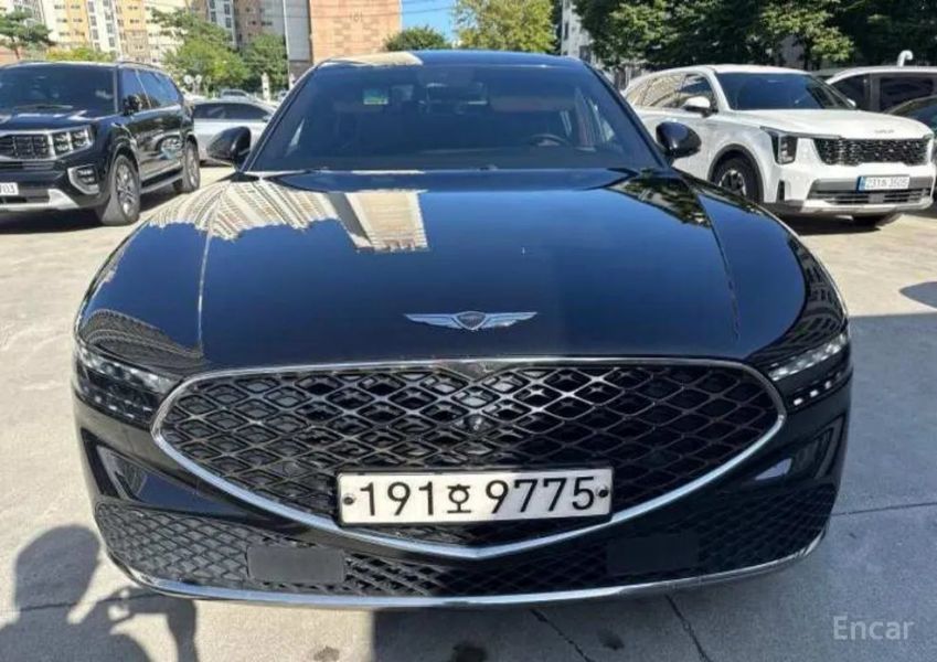 Genesis G90