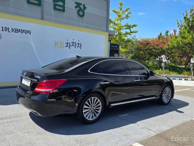 Hyundai Equus