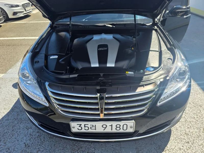 Hyundai Equus