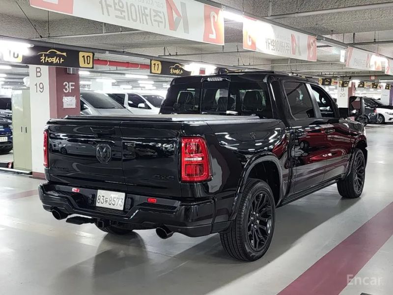 Dodge Ram Pick Up