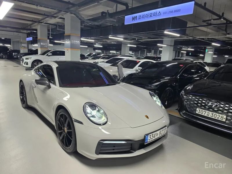 Porsche 911
