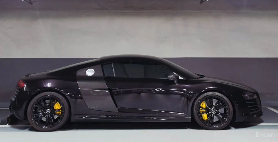 Audi R8