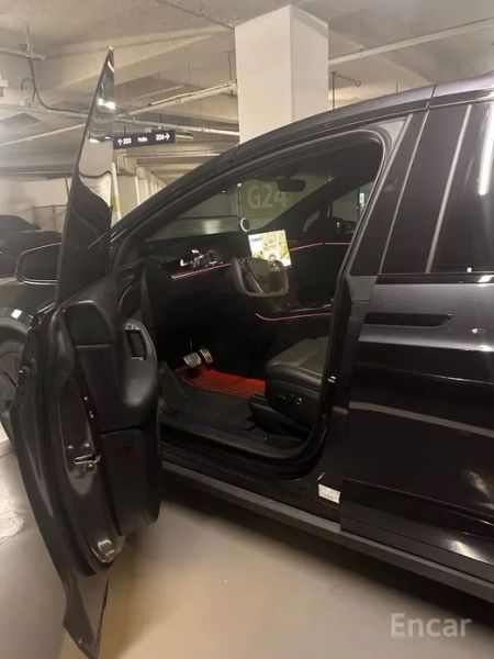 Tesla model-x