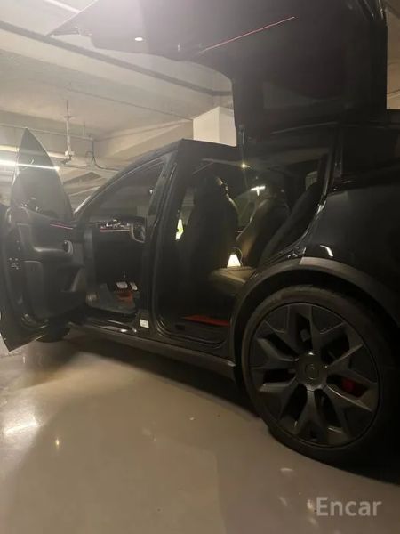 Tesla model-x