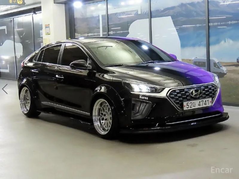 Hyundai Ioniq