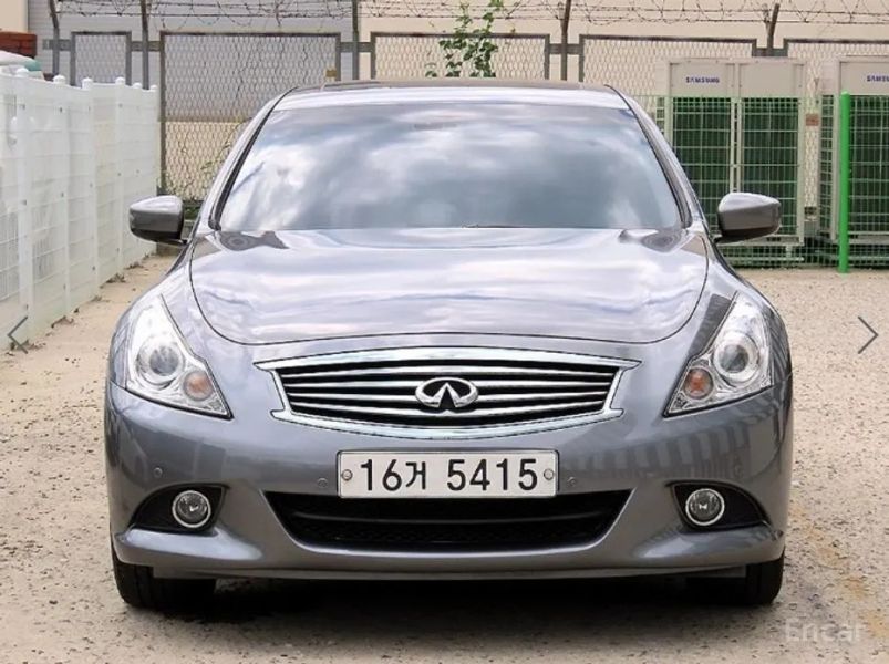Infiniti G