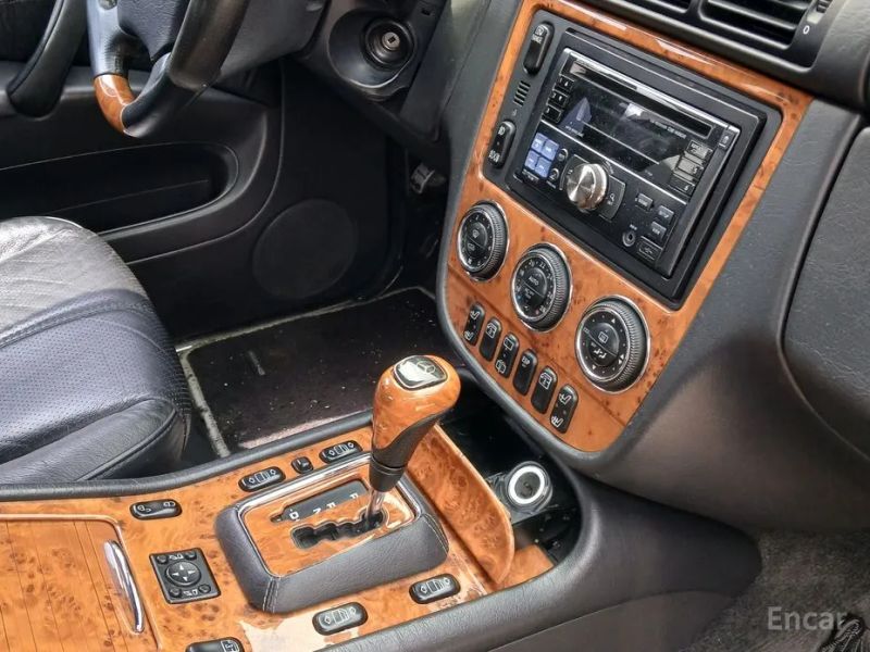 Mercedes-Benz M-class