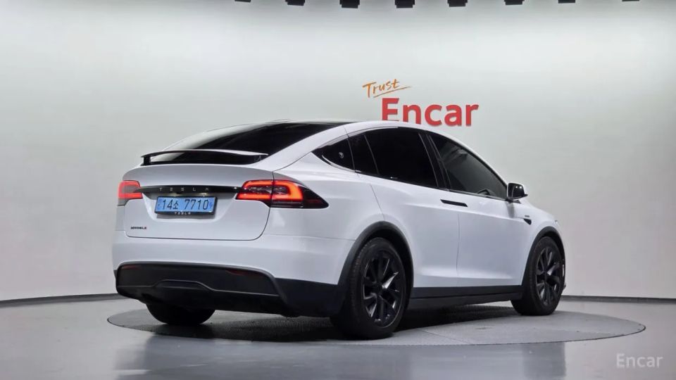 Tesla model-x