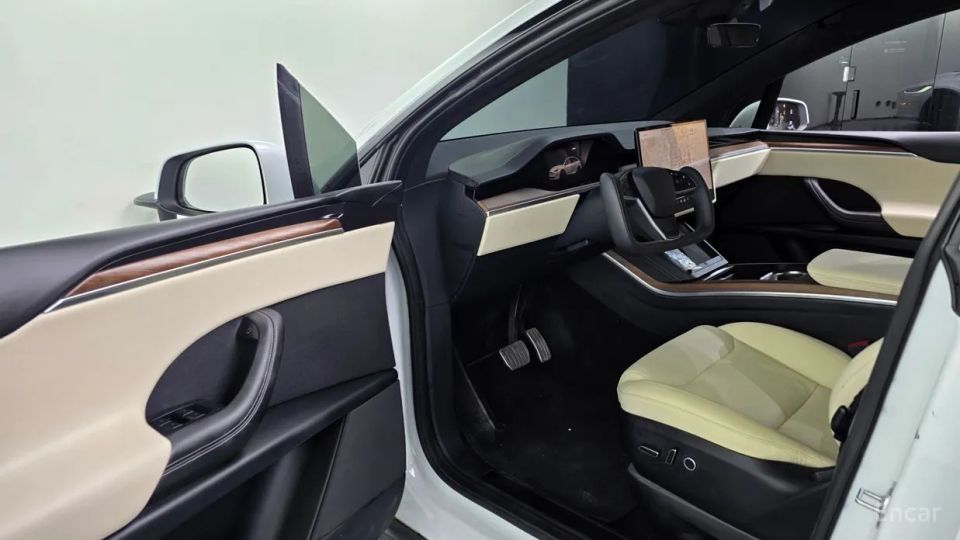 Tesla model-x