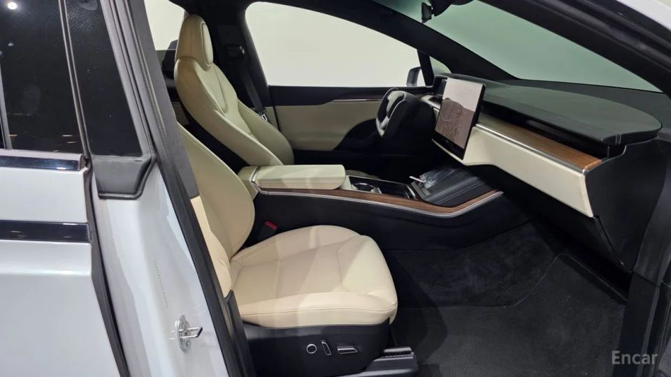 Tesla model-x