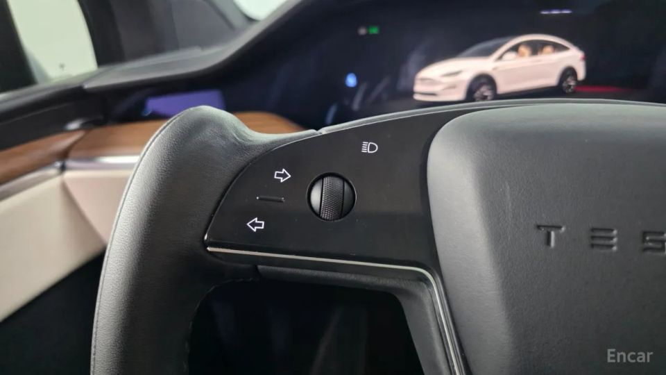 Tesla model-x