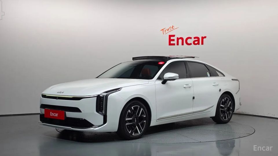 Kia K8