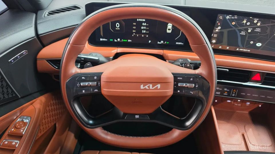 Kia K8