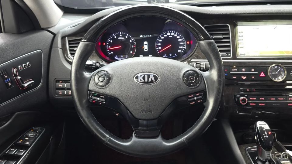 Kia K9