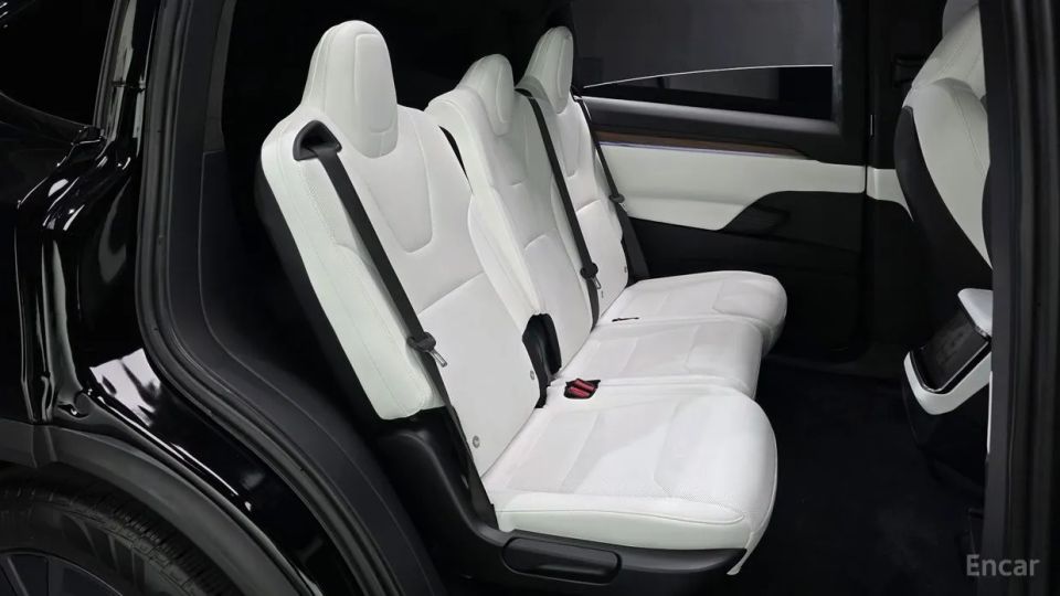Tesla model-x