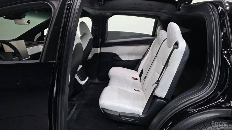 Tesla model-x