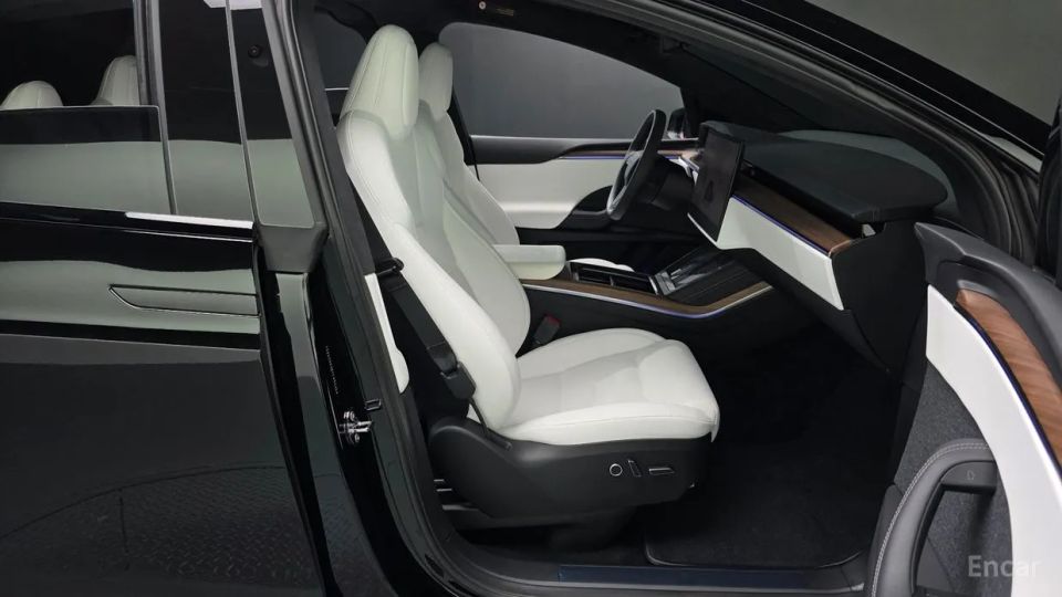Tesla model-x